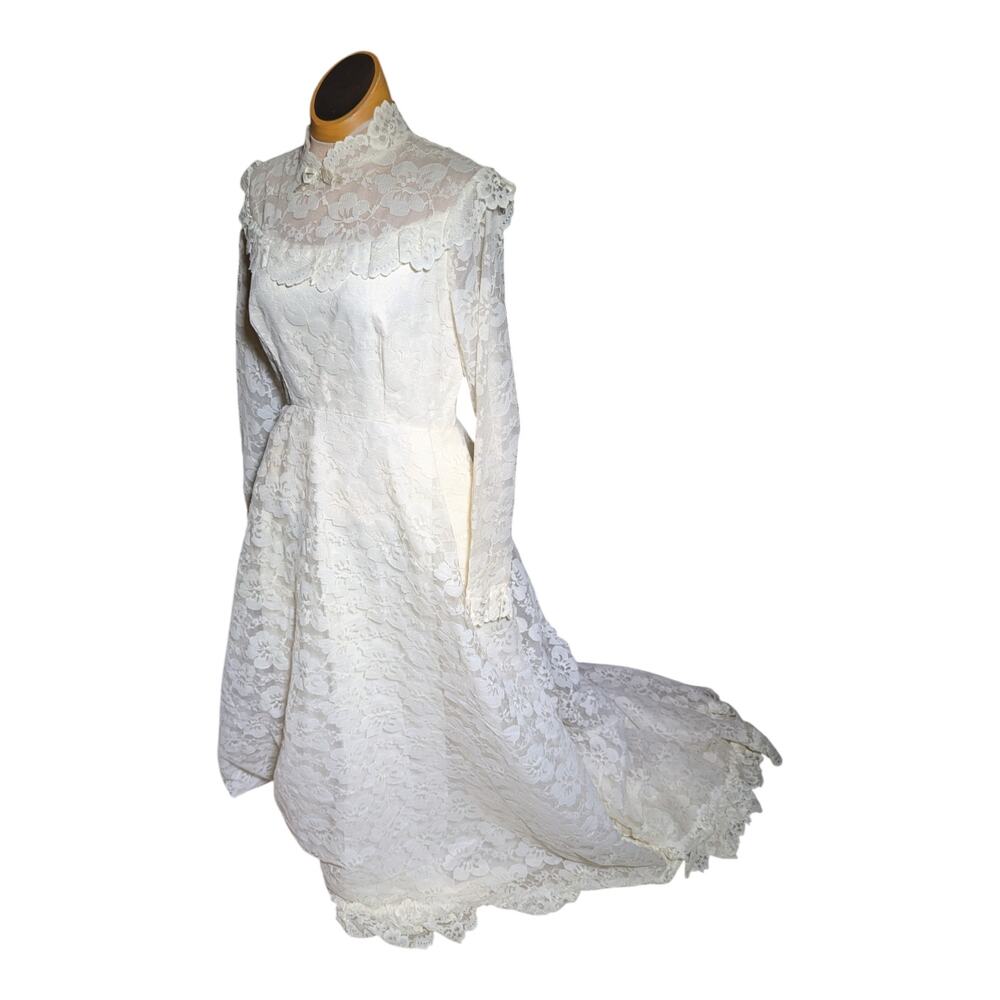 Vtg 1970s Ivory Lace High Mock Neck Long Sleeve Train Wedding Dress Sz 6 8